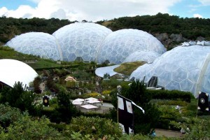 luxury Cornwall self catering Visit the Bio Domes at the Eden Project in Cornwall 90 mins from our luxury cottage Cornwall but well worth the trip