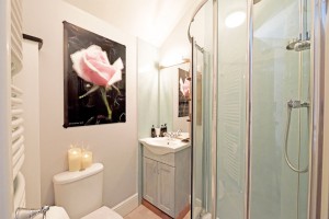 Ensuite-Meadowview-Cottage-Luxury-Cottage-Cornwall